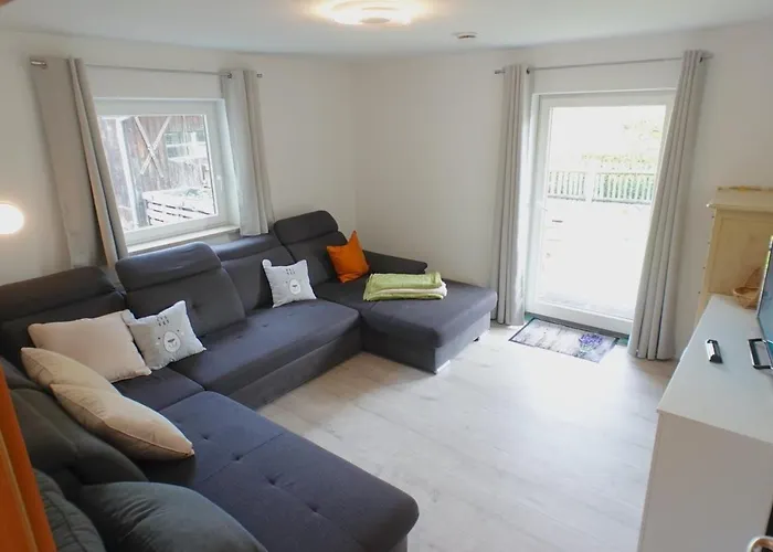 Loisachglueck Апартаменти *